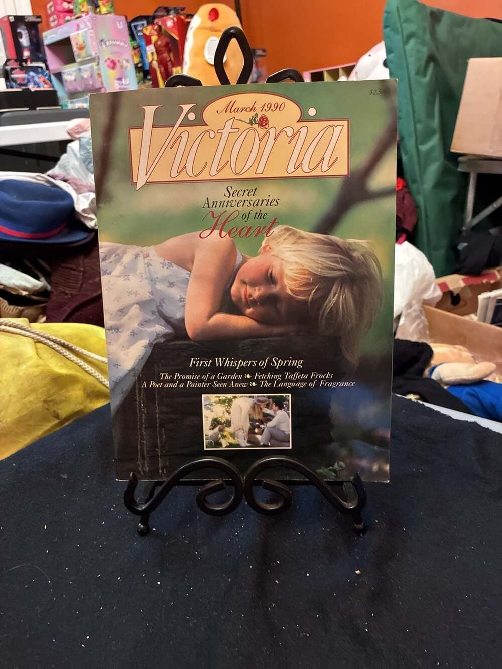 Victoria Magazine March 1990 Issue: Secret Anniversaries of the Heart